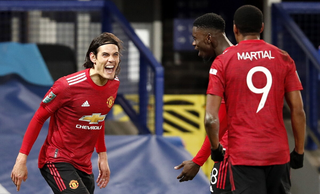 华体会登录-巴萨险胜AC米兰，卡瓦尼乌龙送礼西甲