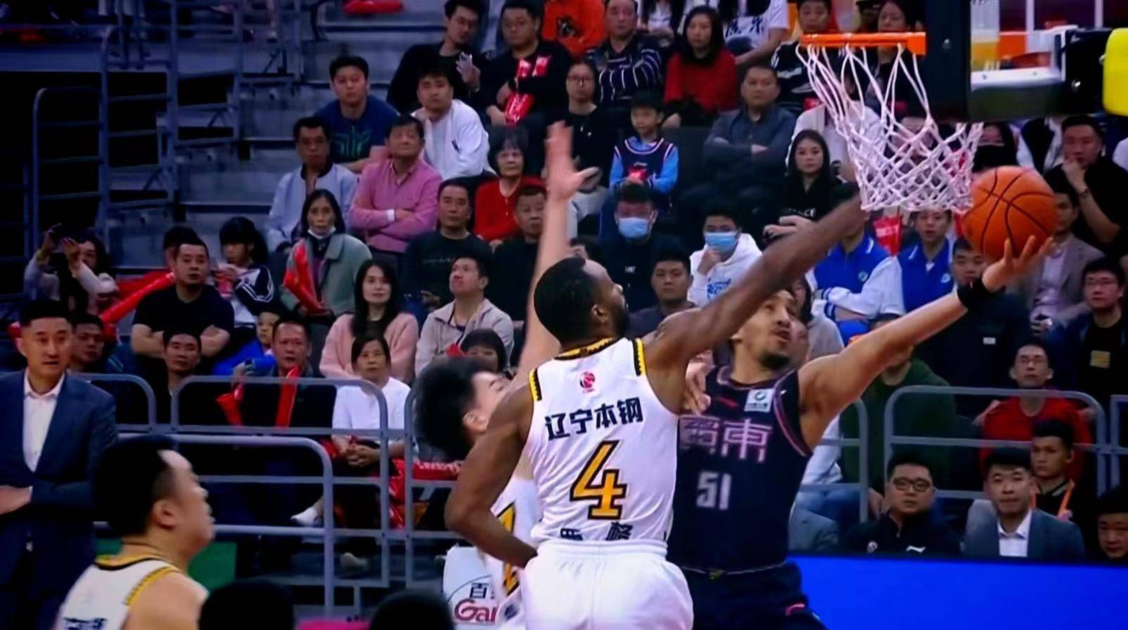 华体会网址-广东宏远队大胜对手取得三连胜的简单介绍