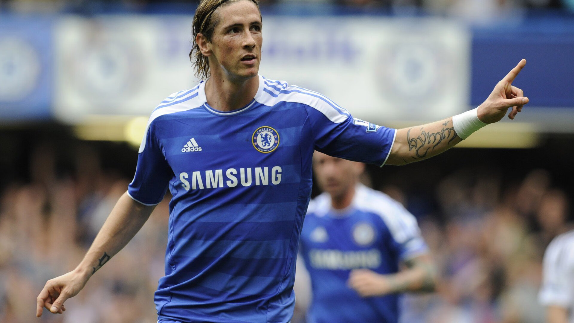 跨越战火与文明，范戴克如何在中东与西方球迷心中重启足球的对话